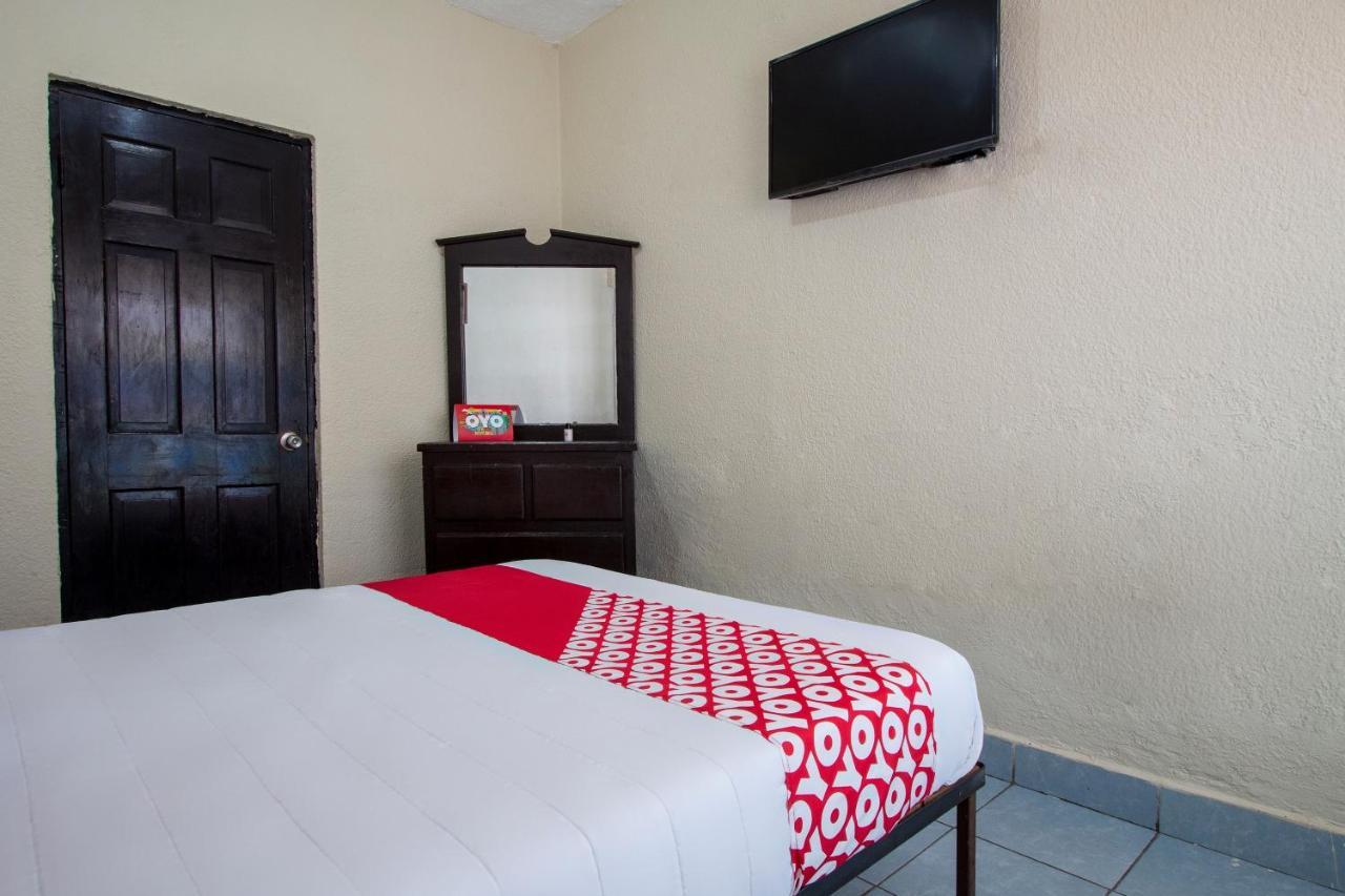 Oyo Casa De Huespedes San Jose Hotel Guaymas Exterior foto