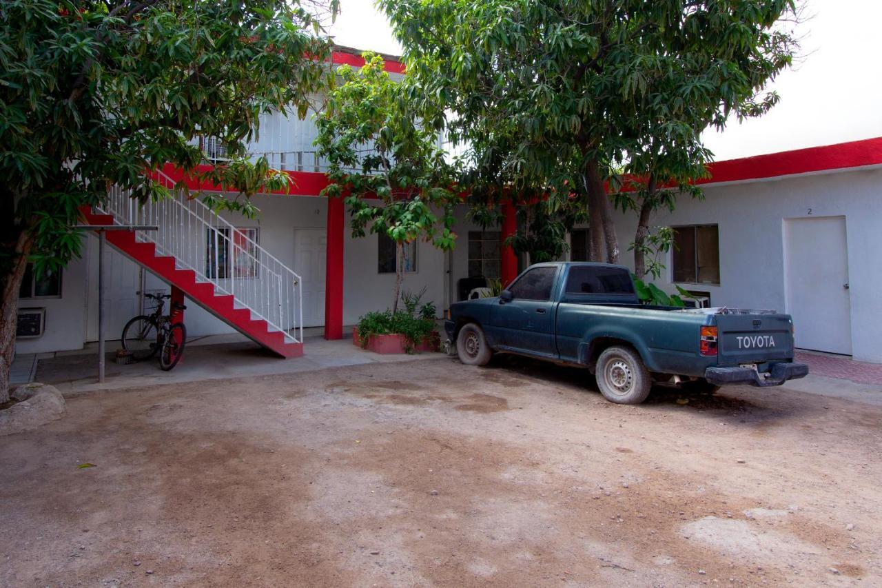 Oyo Casa De Huespedes San Jose Hotel Guaymas Exterior foto